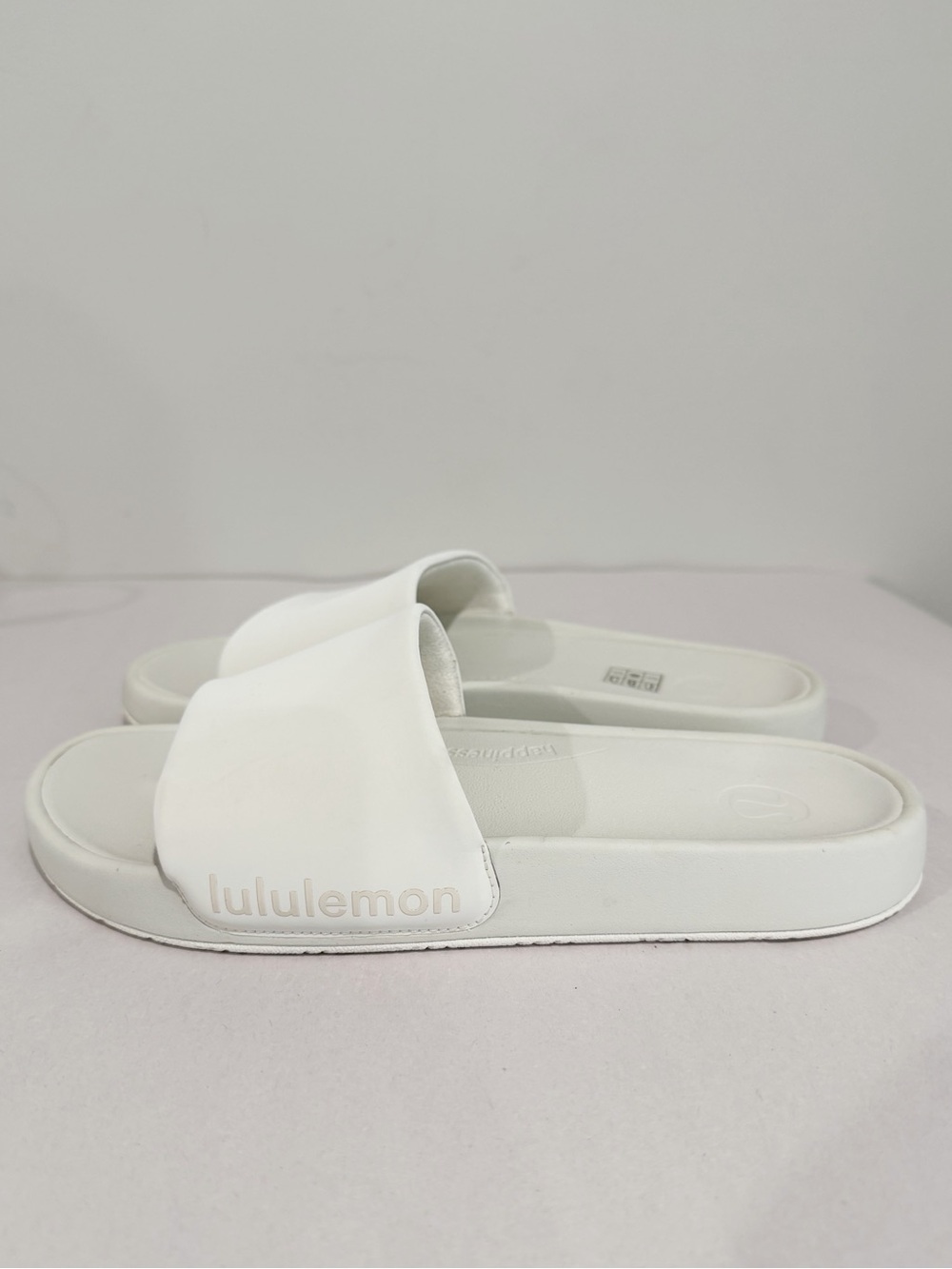 LULULEMON Restfeel Womens Slide Bone Size 8